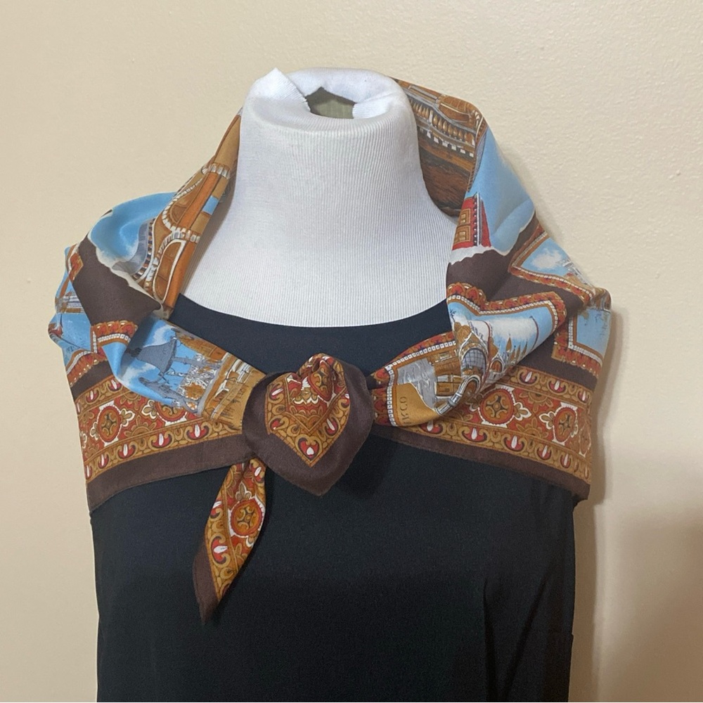 Venezia Scarf Made in Italy 100% Polyester 30” X 30” Scenes of Venice Brown